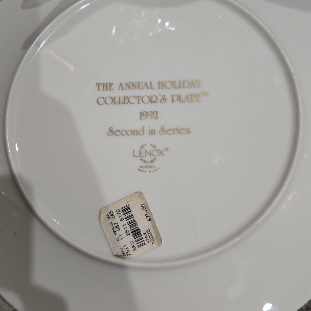 Annual Holiday Collectors Plate